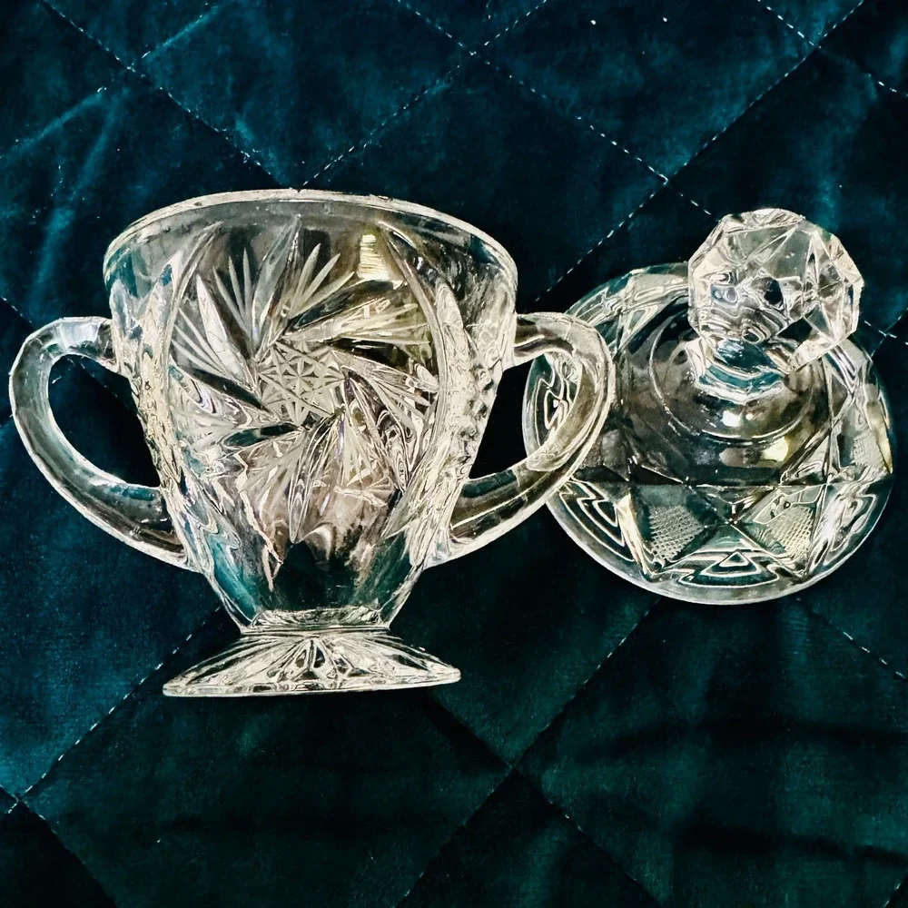 Vintage Cut Glass Creamer & Sugar Set w/ Lid Starburst‎ Pattern Pedestal Footed